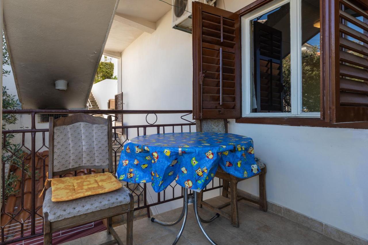 Apartments By The Sea Sumpetar, Omis - 9435 Exterior foto